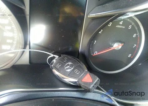 2018 Mercedes-Benz C 300 4Matic из США, поврежденный, VIN WDDWJ4KB6JF636083